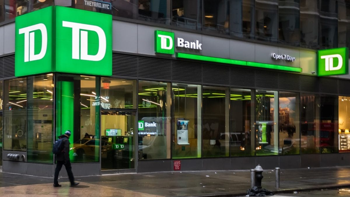 Is Canada Job Bank for foreign workers?